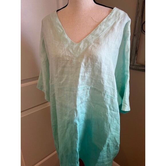 Match point tunic. 100% linen NWT - Picture 2 of 4